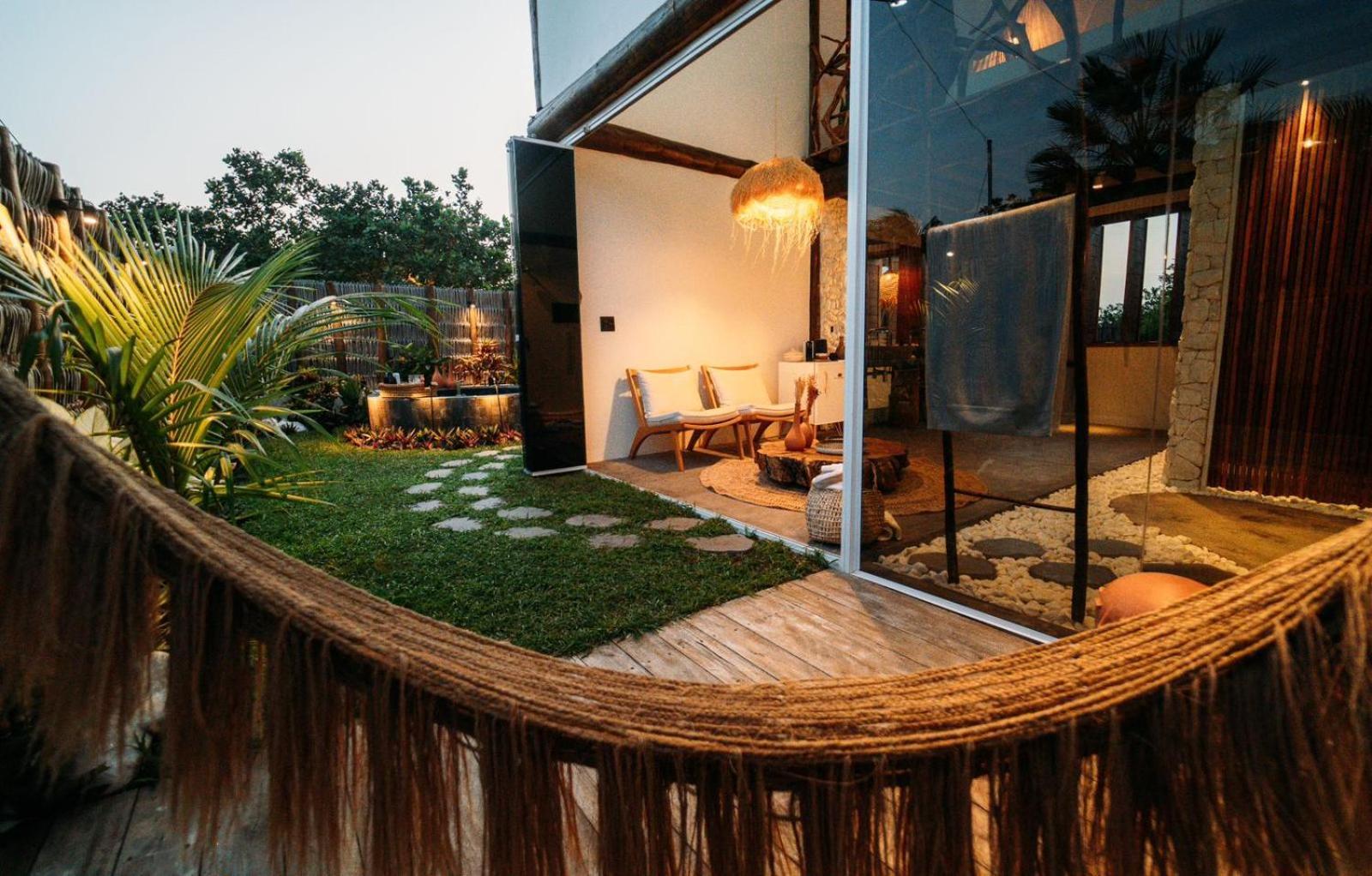 Apartmán Pantai Atins Exteriér fotografie